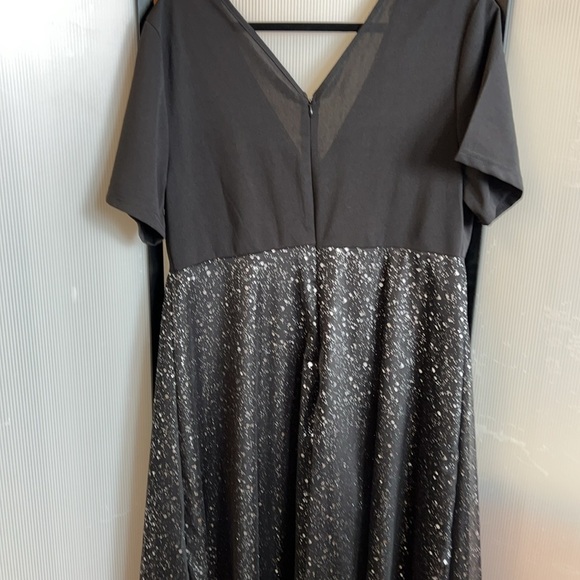 Earo 2XL Black A-line Zipper Dress - Picture 3 of 8